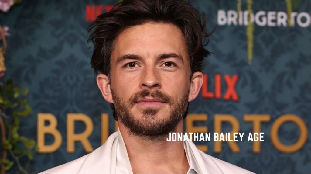 Jonathan Bailey Age